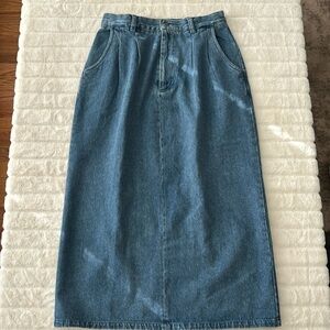 Averrce vintage denim high rise pleated midi skirt with back slit, size 8